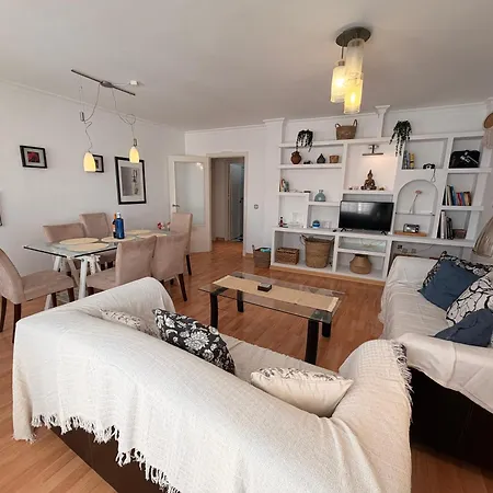 Castillo Sea Breeze * Fuengirola