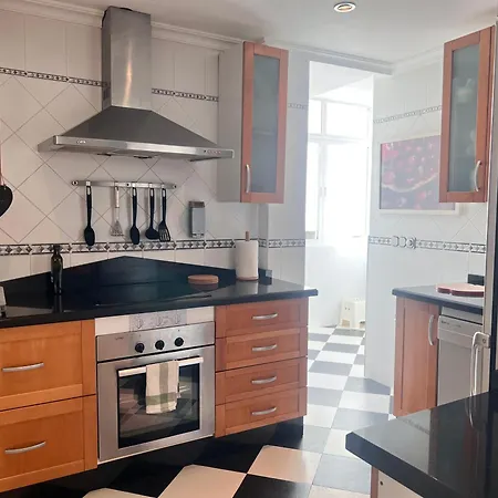 Castillo Sea Breeze Apartment