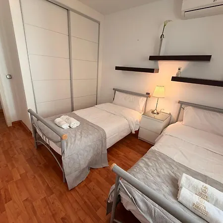 Castillo Sea Breeze Fuengirola